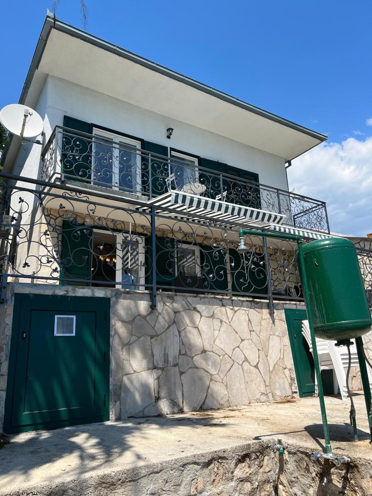 Villa Amarela Seget Vranjica Exterior foto