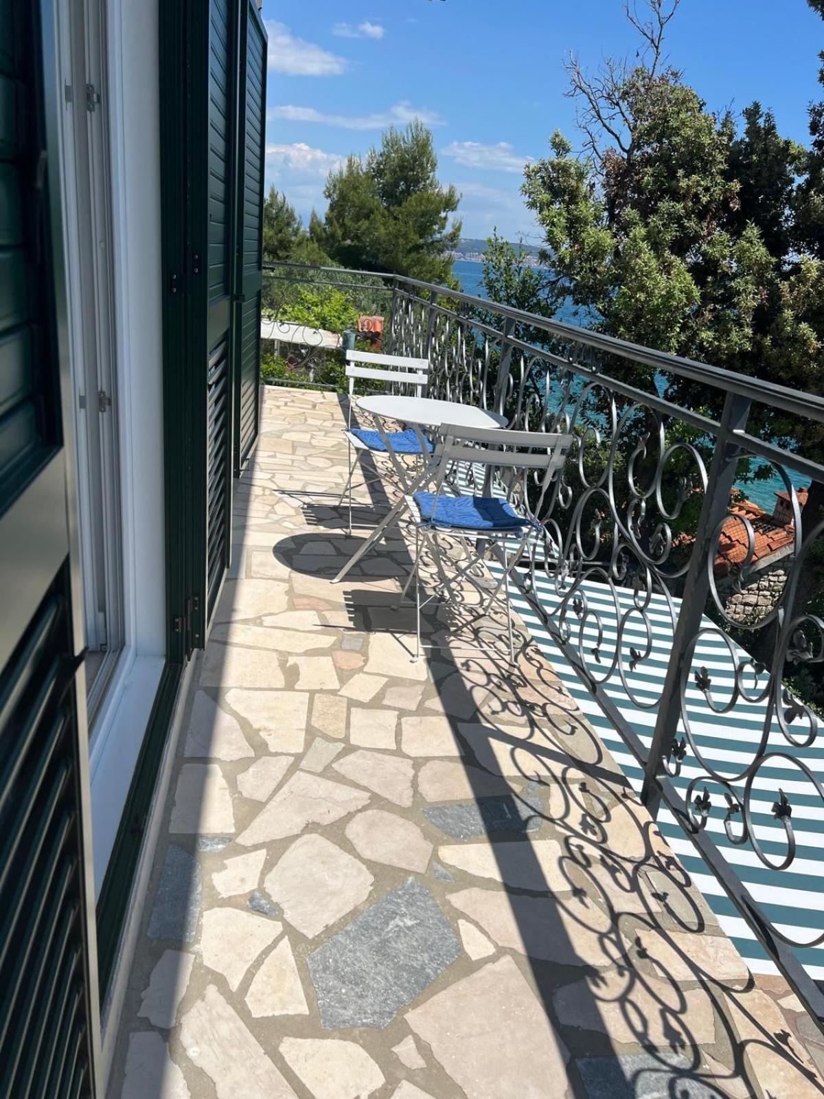 Villa Amarela Seget Vranjica Exterior foto